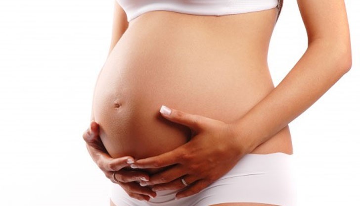 Бременната не бива да облизва нож, за да не се роди бебето със заешка уста!?