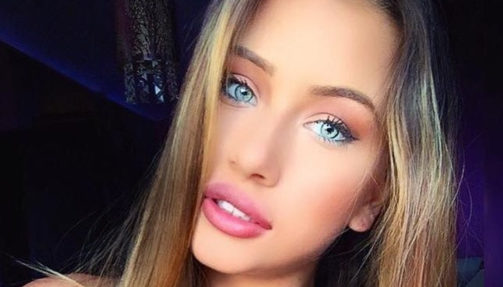 Лолитката също запя известната песен на Азис на свое участие