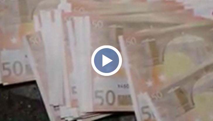 Установено е, че групата е пласирала банкнотите в повечето страни от Европейския съюз