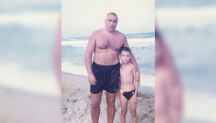 Сестрата на убитият Никола Терзиев написа писмо до премиера, който се запознава с брат й случайно Сестрата на убитият Никола Терзиев написа писмо до премиера, който се запознава с брат й случайно