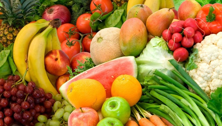 Стандартите на ЕС изискват човек да приема всеки ден минимум 500 грама плодове и зеленчуци