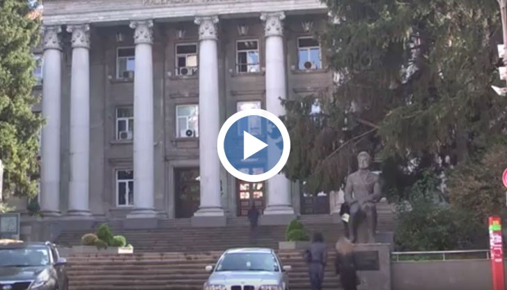 В момента тече регистрация на желаещите да се запишат, като практическото обучение трябва да съответства на изучаваната от тях специалност