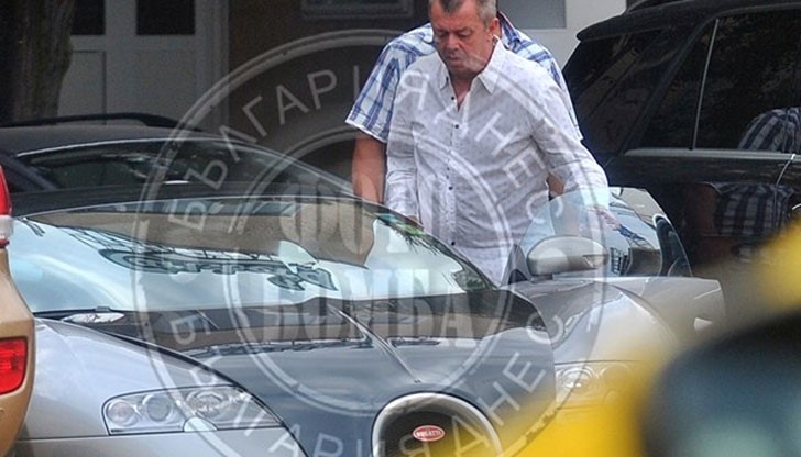 Автомобилът не е нова придобивка в автопарка на Гайтански, но той много рядко го кара в България