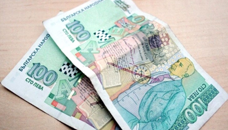 Учащите могат да се регистрират като безработни и да ползват правото на парично обезщетение