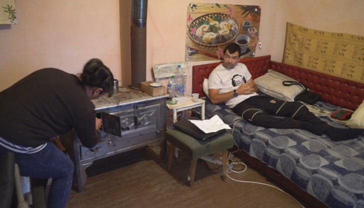 Фирмата работодател му обещава помощ в замяна на мълчанието му, но се отмята