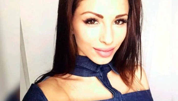 Цвети Стоянова крие очите си зад шапка, но белезите по тялото й напомнят за тежкия инцидент