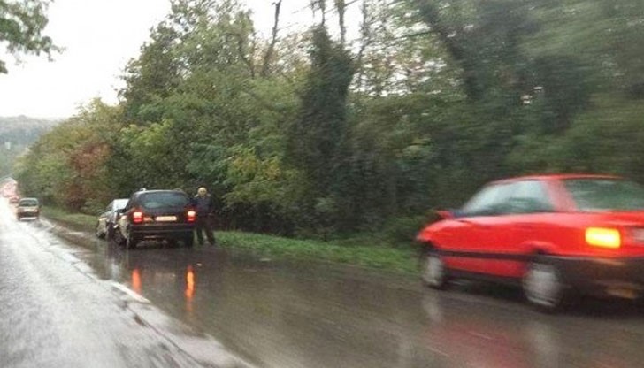 Лошото време създава предпоставки за катастрофи, така че бъдете внимателни!