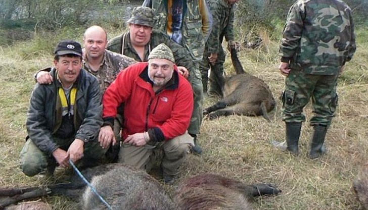 "Селските пършиви и бълхливи помияри умират да ги изкъпят", според водещия "Селските пършиви и бълхливи помияри умират да ги изкъпят", според водещия