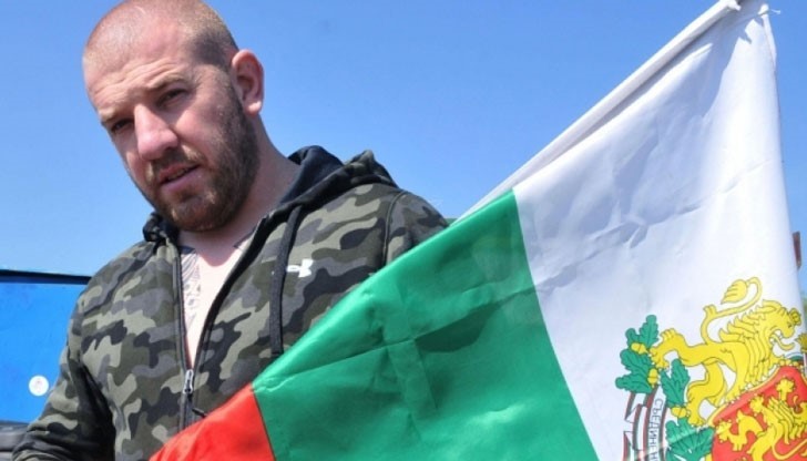 Според фенове, ловецът на мигранти вече е част и от най-култовия сериал