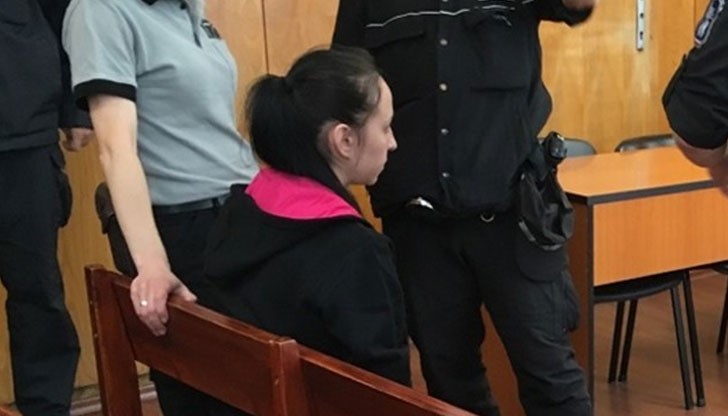 Ивалена Маринова искала да й наложат мярка "домашен арест" Ивалена Маринова искала да й наложат мярка "домашен арест"