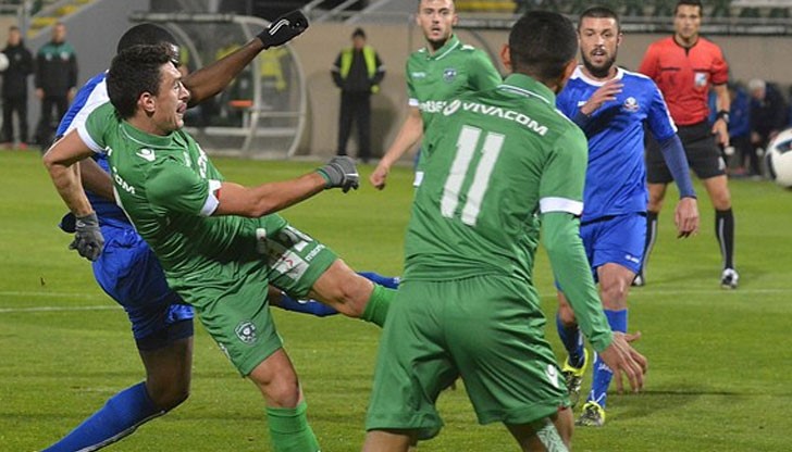 Тимът от Разград започна по-силно мача, но първият гол бе отбелязан от „Дунав“ в 14-ата минута