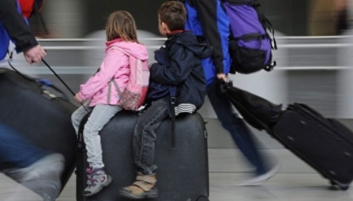 Един български работник разказва за неприятностите, които изпитва, когато се завърне у дома Един български работник разказва за неприятностите, които изпитва, когато се завърне у дома