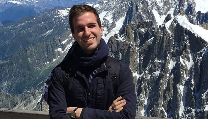 Майка ми е един много добър съветник, готви страхотно и прави много добър кекс, сподели Румен Данговски Майка ми е един много добър съветник, готви страхотно и прави много добър кекс, сподели Румен Данговски