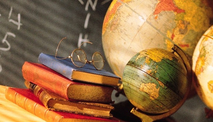 Наградата ще се връчва за цялостен принос в образованието всяка година на 11 май