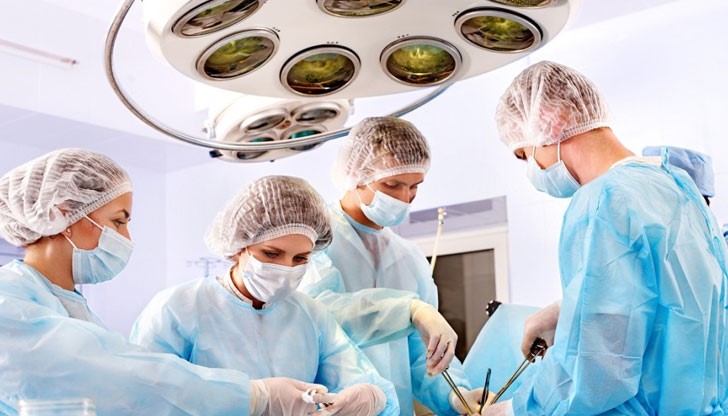 В болница в Тексас са направени 4 трансплантации на матки, като са използвани живи донори