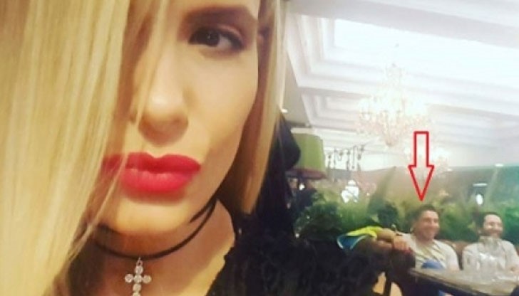 Явно по деликатен начин Анелия е искала да покаже мъжа от селфито Явно по деликатен начин Анелия е искала да покаже мъжа от селфито