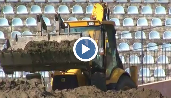 На стадиона са предвидени 32-метрови мачти за осветление