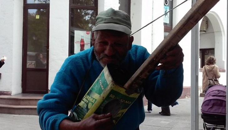 Бай Иван го познаваше всеки един човек в Пазарджик Бай Иван го познаваше всеки един човек в Пазарджик