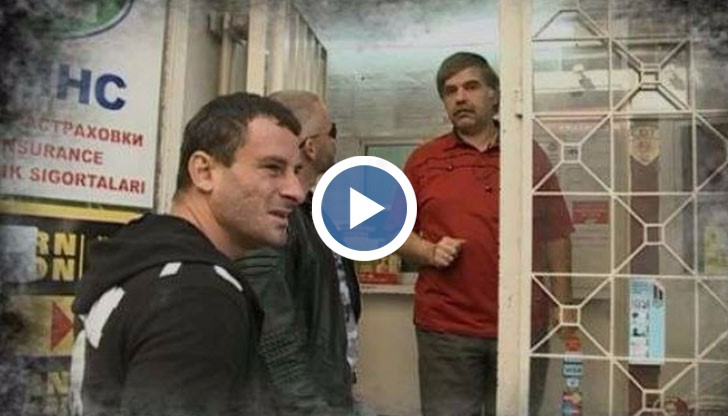 Вижте две от лицата, които по думите на Перата уреждат документите на нелегалните мигранти