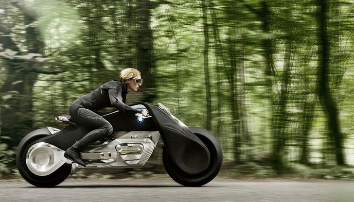 Според разработчиците, мотоциклетът може да се кара и без каска