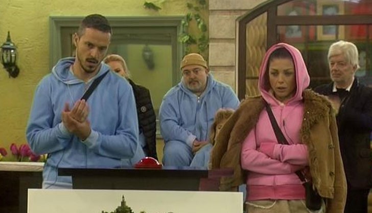 Тази вечер двата отбора в Къщата ще отговарят на въпроси от учебниците за четвърти клас