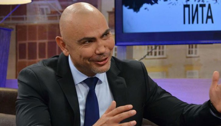 У нас няма бежанци, у нас има мигранти, заяви Росен Петров У нас няма бежанци, у нас има мигранти, заяви Росен Петров