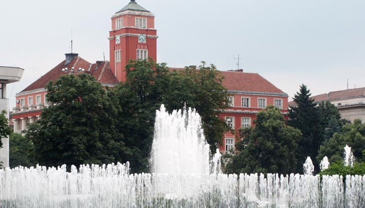 Плевен играе ключова роля и за двамата кандидати за президент Плевен играе ключова роля и за двамата кандидати за президент