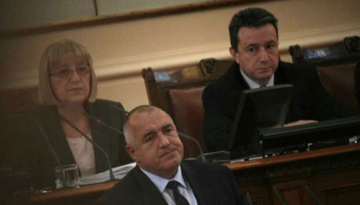 Бойко Борисов напусна пленарна зала и недочака гласуването на оставката на кабинета си