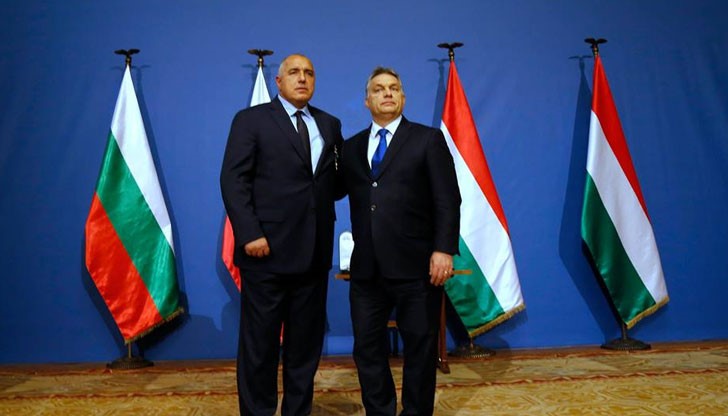 Унгарският лидер Виктор Орбан в тесен кръг съобщил, че Унгария също имала нужда от премиера в оставка