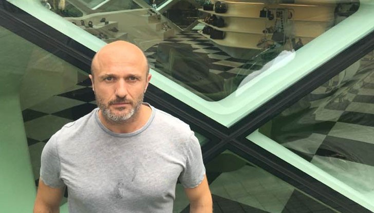 Това дори не е рейтингово и смешно, а е жалко!