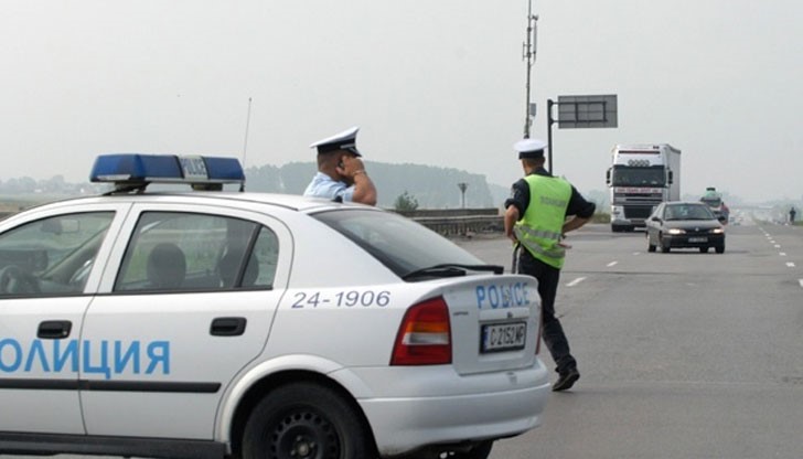 Пътните полицаи извършват и масови проверки на каруците