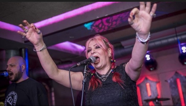 Поради лични причини рок бандата отменя турнето си Поради лични причини рок бандата отменя турнето си