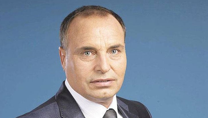 В интервю Димитър Танев разясни дали е "натискал" горските в Петрич да дават евтини дърва срещу вот за Цачева В интервю Димитър Танев разясни дали е "натискал" горските в Петрич да дават евтини дърва срещу вот за Цачева