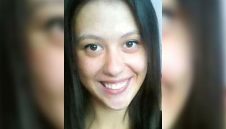 Ина Георгиева е на 23-години от Генерал Тошево и в 5-я месец от бременността й откриват рак на ларинкса Ина Георгиева е на 23-години от Генерал Тошево и в 5-я месец от бременността й откриват рак на ларинкса