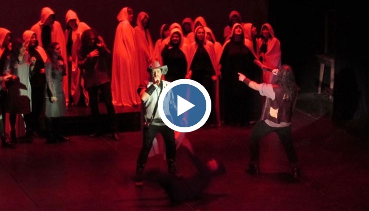 Световната премиера на рок операта „Нострадамус“ разтърси и буквално, и преносно Русенска опера