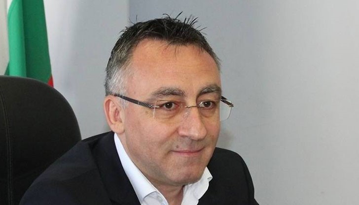 В училище няма място за преподаватели, които биха могли да бъдат опасни за живота и здравето на учениците