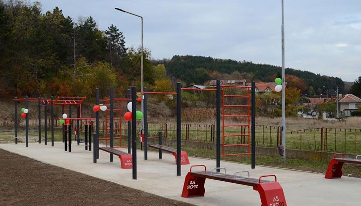 Двата обекта са и с ново осветление към тях