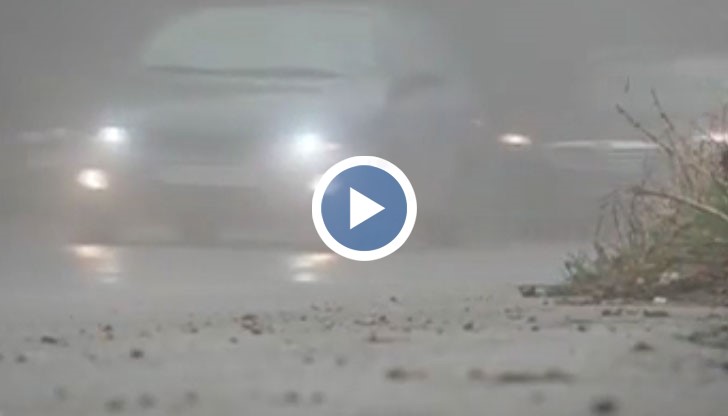 Когато температурата на въздуха е различна от тази на асфалта – пътищата се покриват с „черен лед”