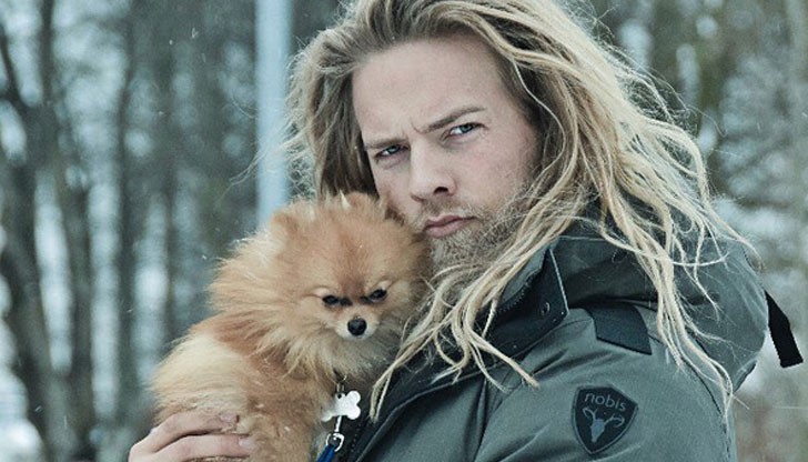 Той вълнува фантазиите на дамите заради горещите снимки, които често споделя със света