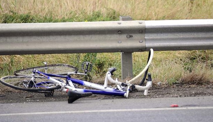 Жената, която блъснала велосипедиста имала книжка от няколко дни Жената, която блъснала велосипедиста имала книжка от няколко дни