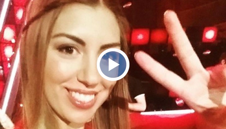 Виктория Андонова е дъщеря на бившия национал по футбол Иво Андонов