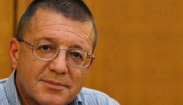 Бившият военен министър посочва, че в бюджета и на МВР, и за отбрана, пари за бежанци няма Бившият военен министър посочва, че в бюджета и на МВР, и за отбрана, пари за бежанци няма