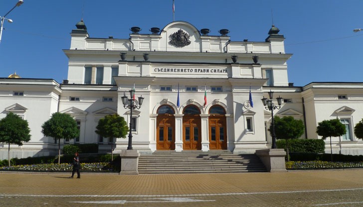 Newsweek в коментар след първия тур на президентските избори в неделя