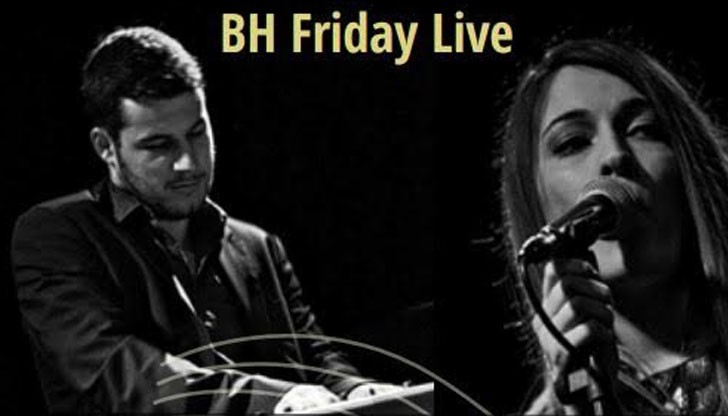 На сцената ще бъдат Александра Иванова - вокал и Иван Гърбачев - пиано