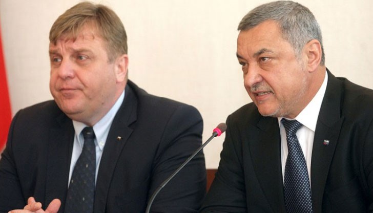 Според теория на конспирацията съюзниците планирали да сторят това след изборите с неизпълнимо искане за 300 лева пенсия