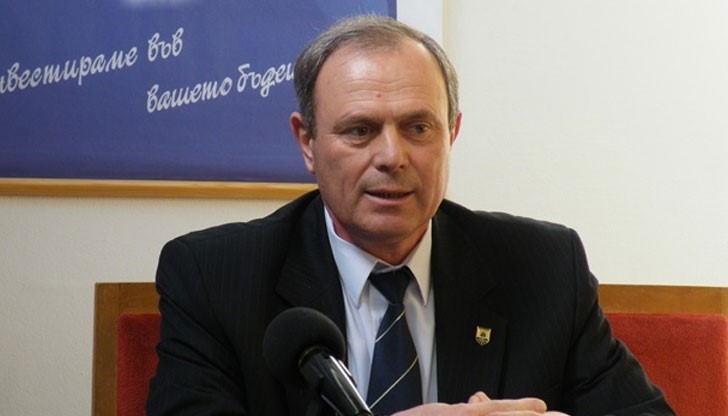 От ГЕРБ манипулират, рекетират и тормозят хората, категоричен е бившият областен управител на Враца От ГЕРБ манипулират, рекетират и тормозят хората, категоричен е бившият областен управител на Враца