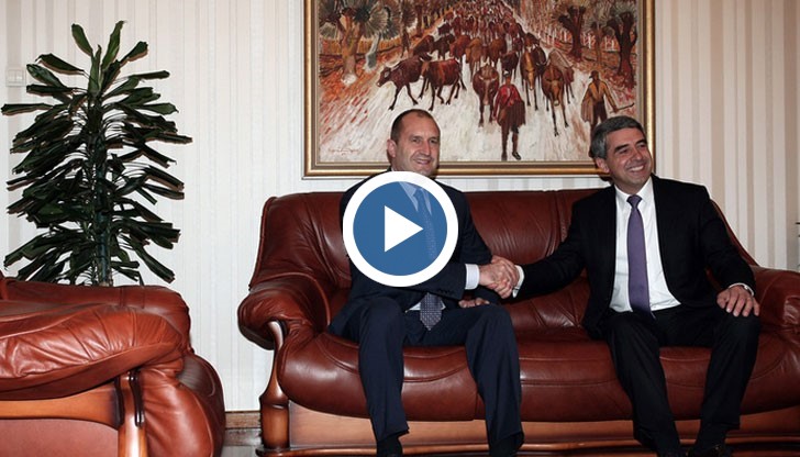 Разговорите между новия и настоящия президент бяха при закрити врата