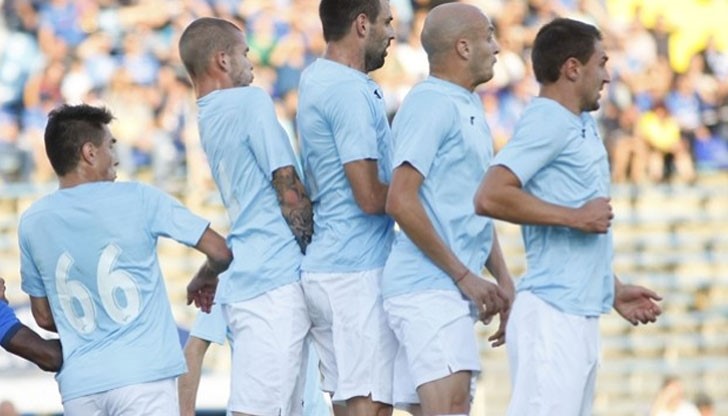 Мачът започна страхотно, след като след по-малко от 40 секунди вече имаше гол