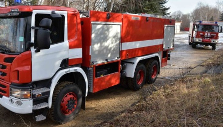 Съседи на възрастния собственик са заявили, че той е напуснал апартамента и в жилището няма хора Съседи на възрастния собственик са заявили, че той е напуснал апартамента и в жилището няма хора