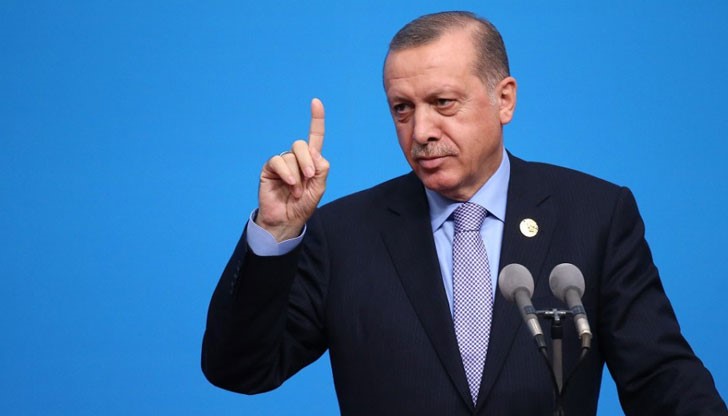 Президентът на Турция си подготвя почвата да е на власт още поне два мандата